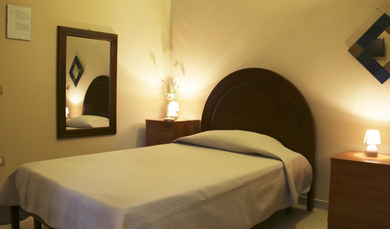 Sardinia Re Guest House Сассарі Екстер'єр фото