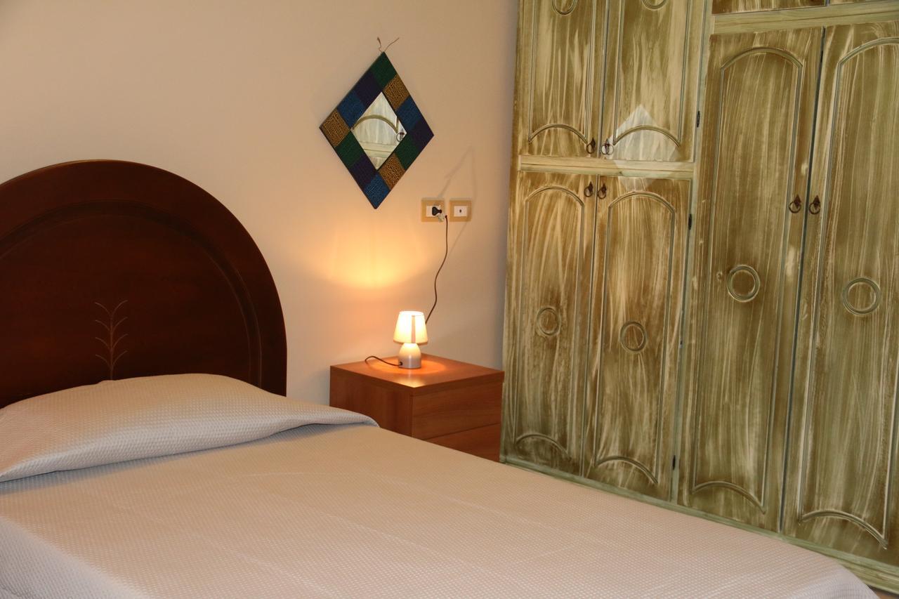 Sardinia Re Guest House Сассарі Екстер'єр фото