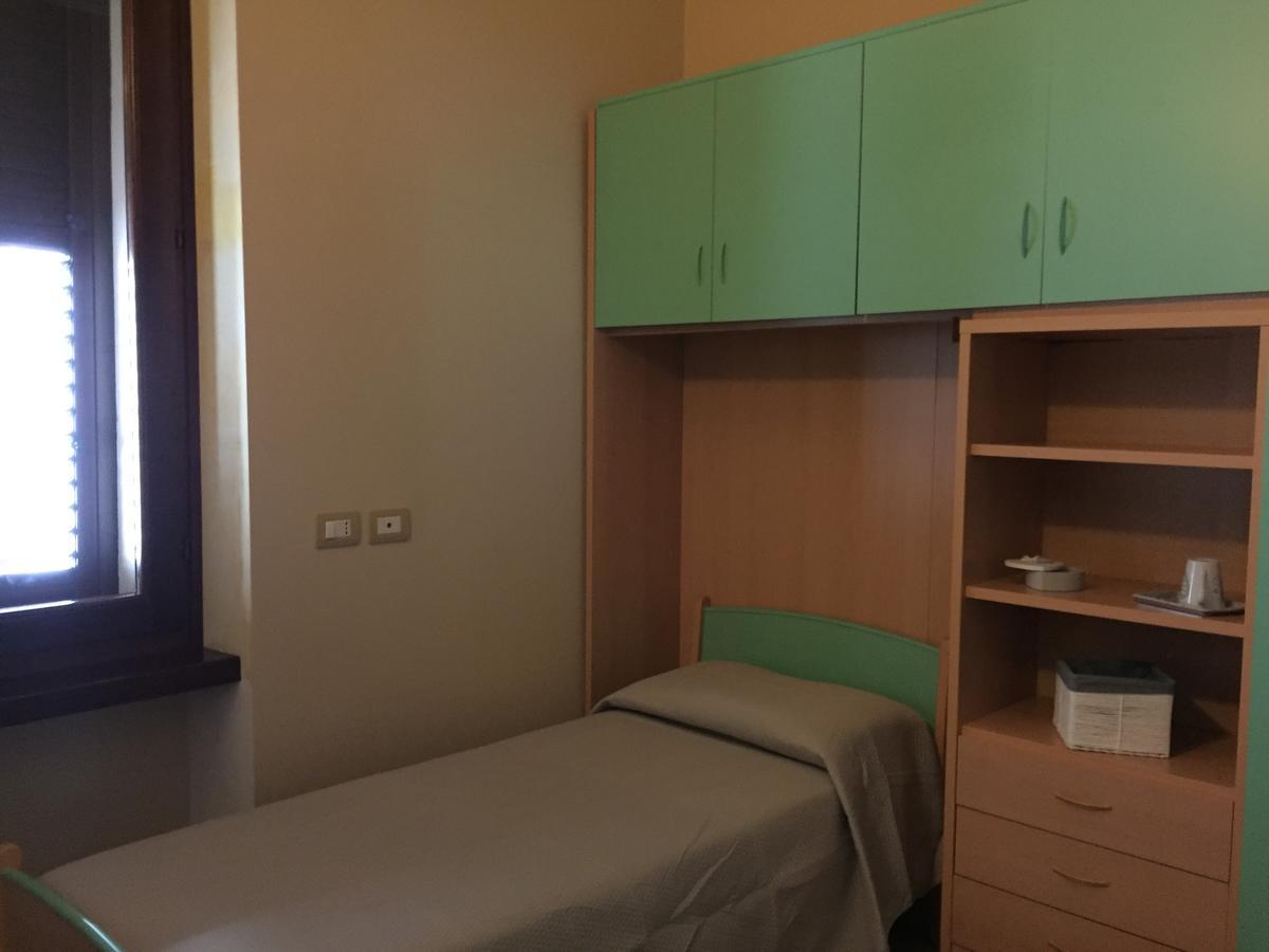 Sardinia Re Guest House Сассарі Екстер'єр фото