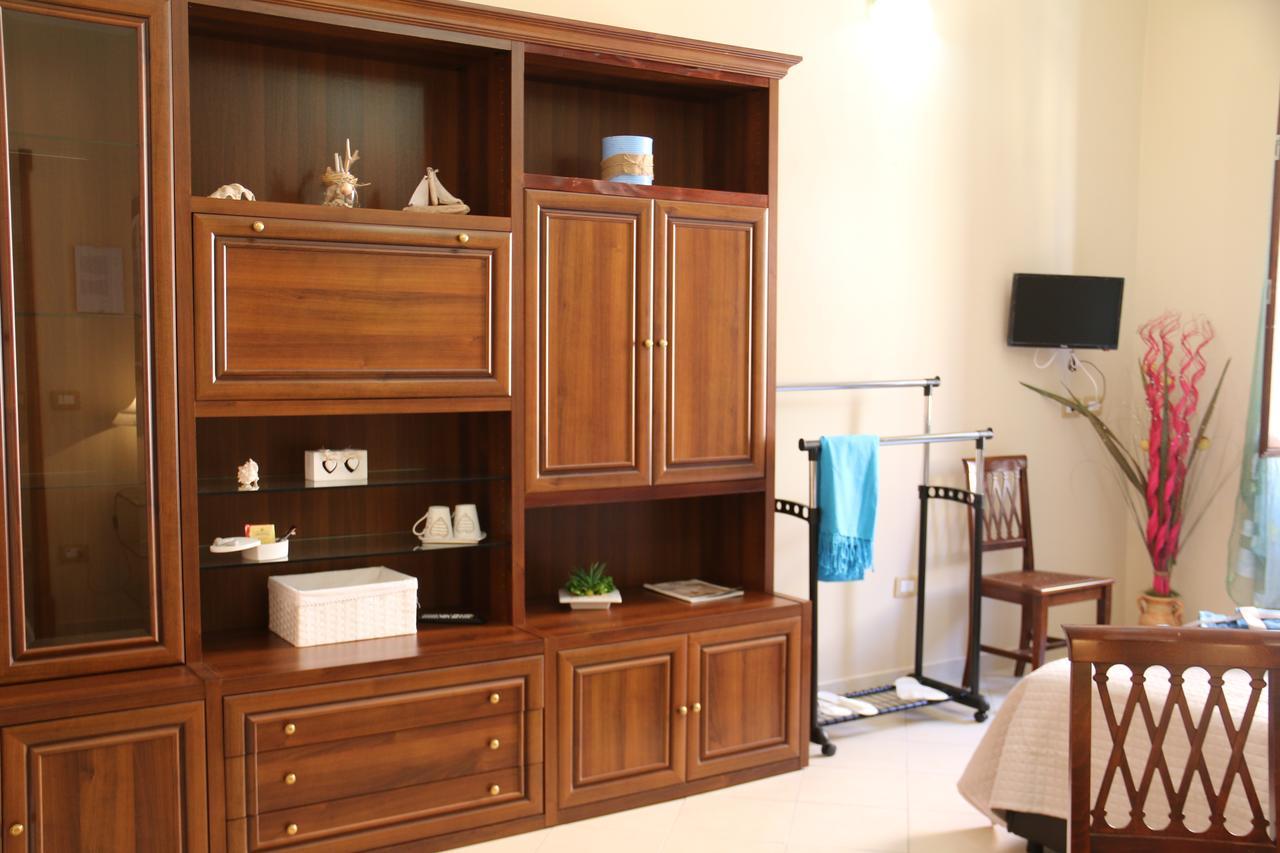 Sardinia Re Guest House Сассарі Екстер'єр фото